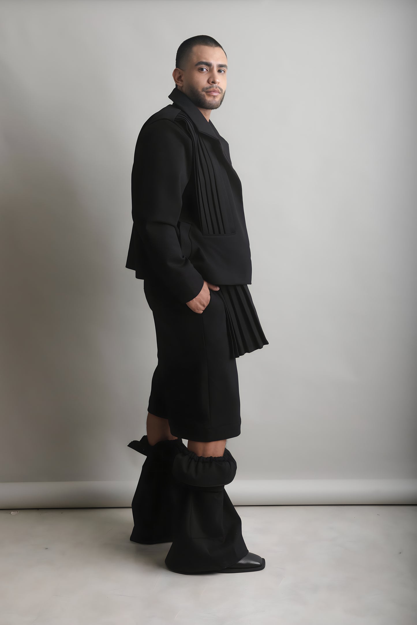PANTALÓN CORTO LUZ